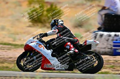 media/Apr-13-2025-TrackXperience (Sun) [[fb1ef998a6]]/Level 2 (Intermediate)/Turn 2 (Session 5)/